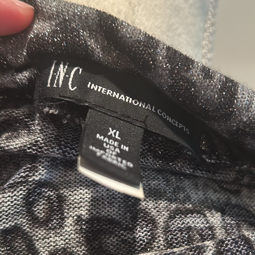 INC Animal Print Shimmer Lightweight Sweater Gray Silver Womens Plus Size XL - Picture 6 of 11